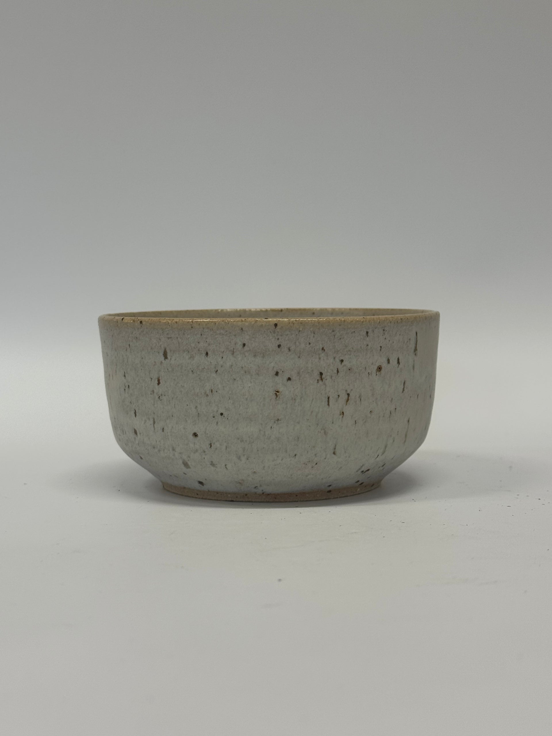 curve cup // alabaster